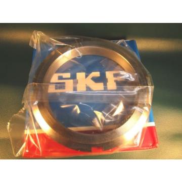 SKF AN24A, AN24 A, Right Hand Standard Locknut; Steel (=2 FAG,NSK,Torrington)