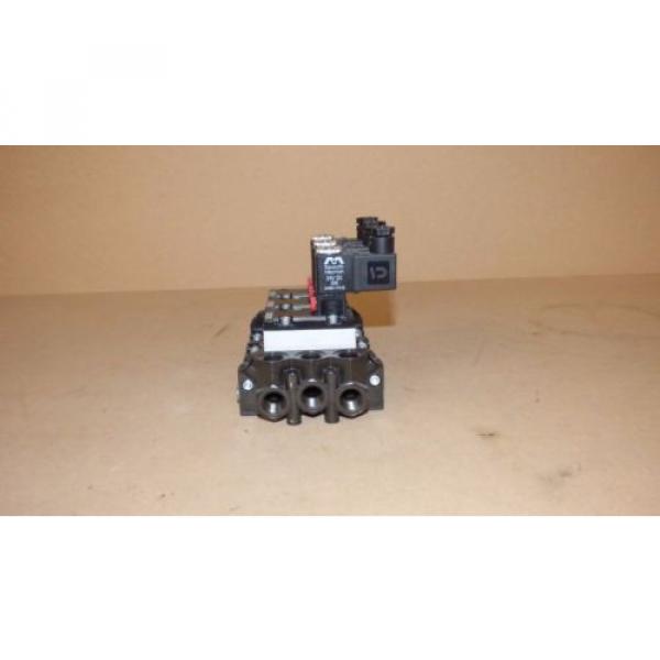 New Rexroth Pneumatic Directional Control Solenoid Valves, Bank Of 3 #7 image