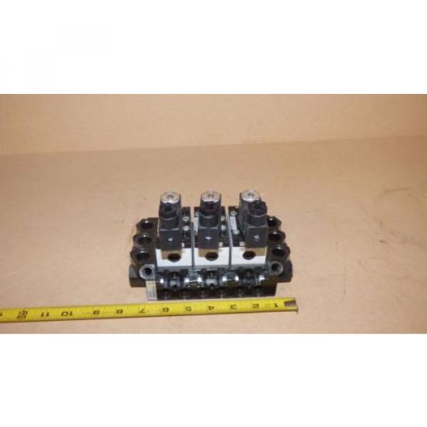 New Rexroth Pneumatic Directional Control Solenoid Valves, Bank Of 3 #9 image