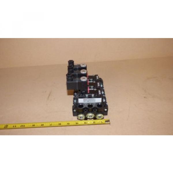 New Rexroth Pneumatic Directional Control Solenoid Valves, Bank Of 3 #10 image