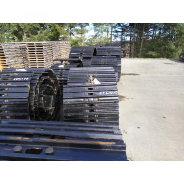 OEM HITACHI 120 SIZE TRACK GROUPS (44 LINKS, 6.75 INCH PITCH, TRIPLE 24&#039; PADS) #2 image