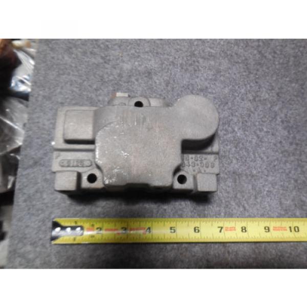 NEW REXROTH SECTIONAL VALVE END MP18 SERIES STAMPED 033E # 1602-043-308 #1 image