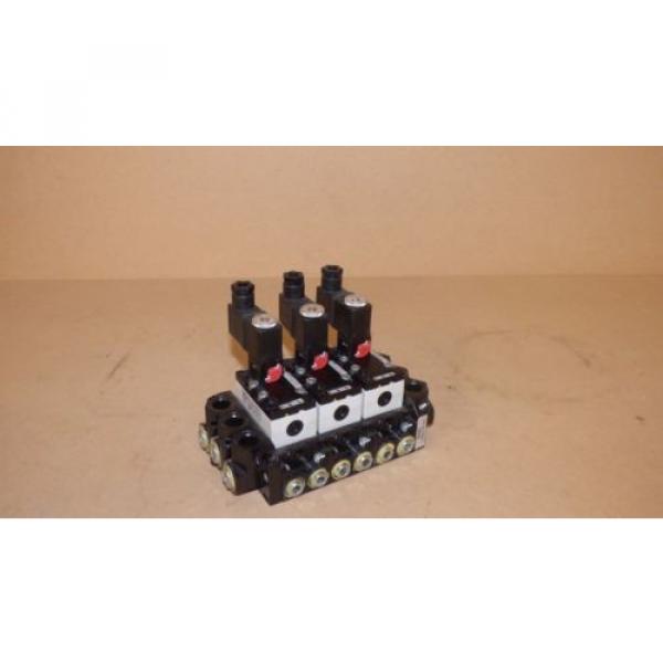 New Rexroth Pneumatic Directional Control Solenoid Valves, Bank Of 3 #1 image